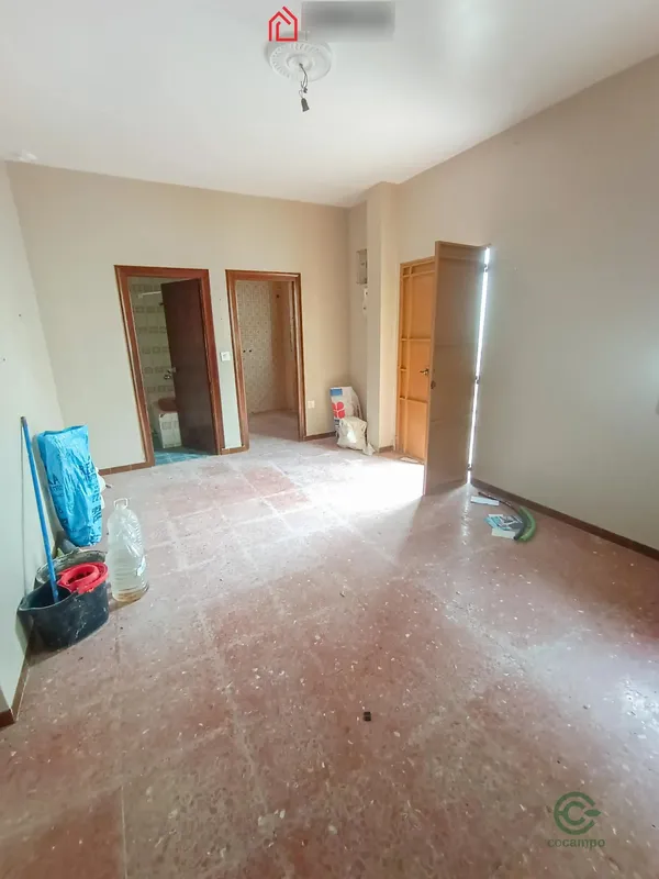 Casa de 0,0127 ha en venta en Arcos de la Frontera, Cádiz