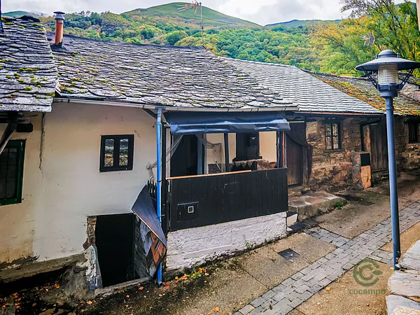Finca de recreo de 0,012 ha en venta en León