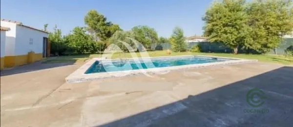 Casa de 0,18 ha en venta en Córdoba, Córdoba