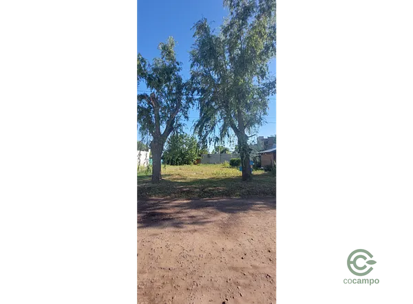 Terreno urbano de 0,03 ha en venta en Santa fe