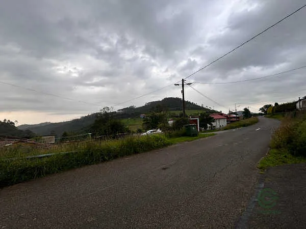 Finca rústica de 0,1 ha en venta en Candamo, Asturias