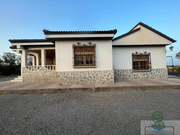 Finca agrícola de 0,22 ha en venta en Albox, Almería