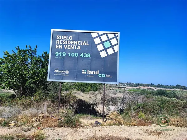 Finca rústica de 0,2841 ha en venta en Llíria, Valencia