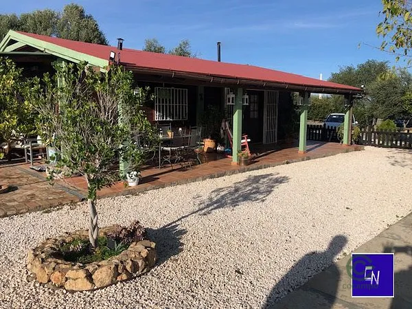 Finca de recreo de 0,26 ha en venta en Lora del rio, Sevilla