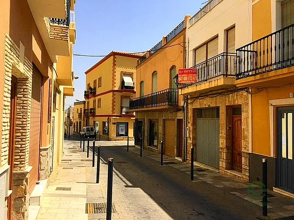 Spot image