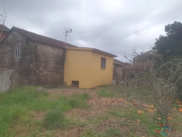 Finca agrícola de 0,19 ha en venta en Ponte caldelas, Pontevedra