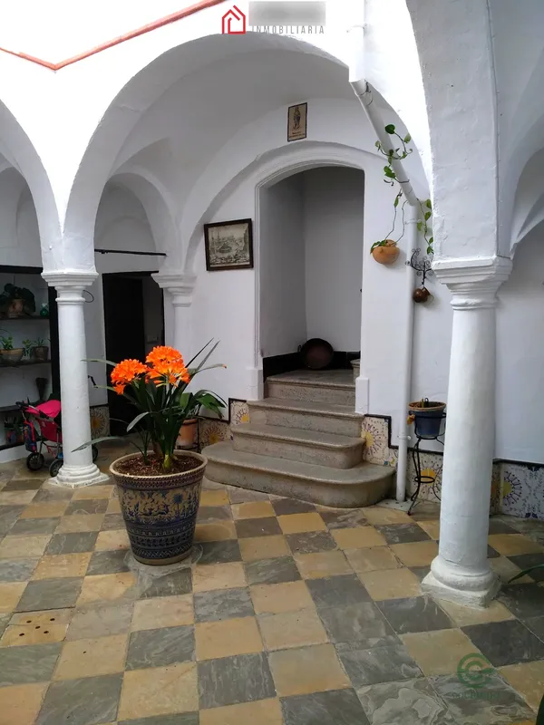 Spot image