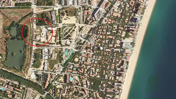 Terreno urbano de 0,0566 ha en venta en Platja d'Aro, Girona