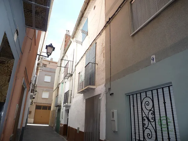 Spot image