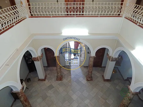 Spot image
