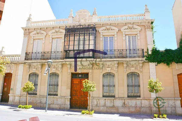 Casa de 0,1196 ha en venta en Valdepeñas, Ciudad real
