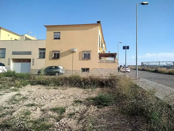 Terreno urbano de 0,0113 ha en venta en Sorbas, Almeria