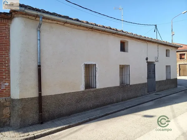 Casa de 0,0085 ha en venta en Segovia