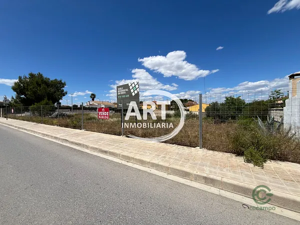 Terreno urbano de 0,11 ha en venta en Valencia