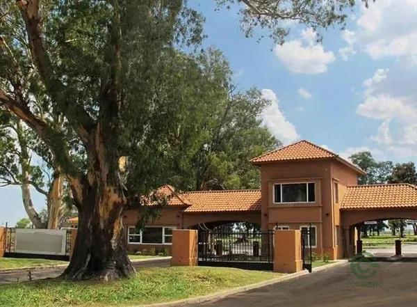 Terreno urbano de 0,08 ha en venta en Buenos aires