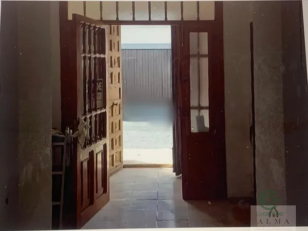 Spot image