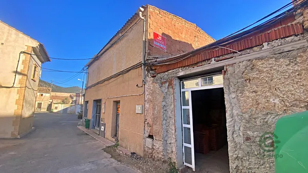 Spot image