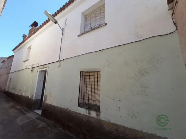 Casa de 0,0307 ha en venta en Segurilla, Toledo