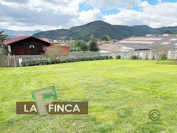 Terreno urbano de 0,0728 ha en venta en Muros del nalón, Asturias