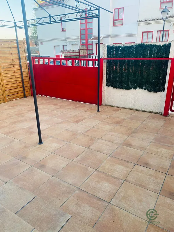 Casa de 0,0143 ha en venta en Palencia, Palencia