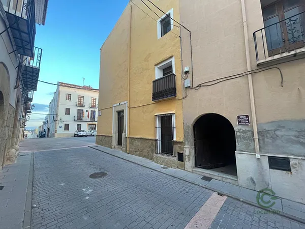 Spot image