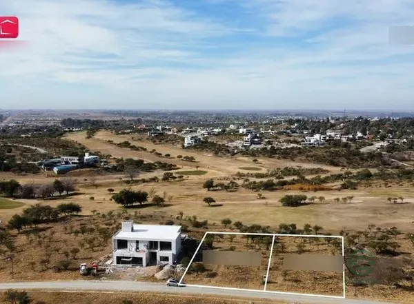 Finca de recreo de 0,1133 ha en venta en Córdoba