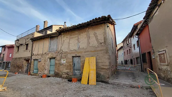 Casa de 0,0072 ha en venta en Tormantos, La rioja