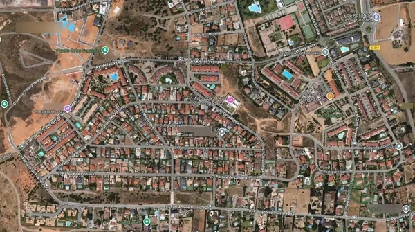 Terreno urbano de 0,1193 ha en venta en Badajoz, Badajoz
