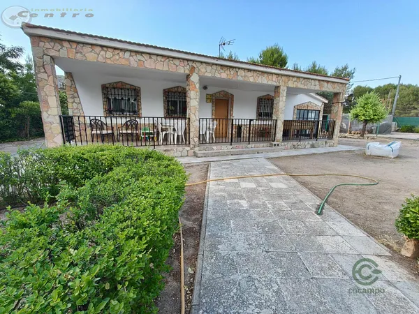 Casa de 0,19 ha en venta en Albacete, Albacete