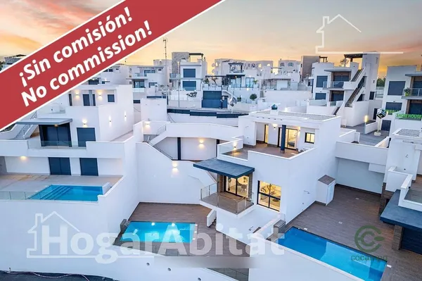 Casa de 0,05 ha en venta en San miguel de salinas, Alicante
