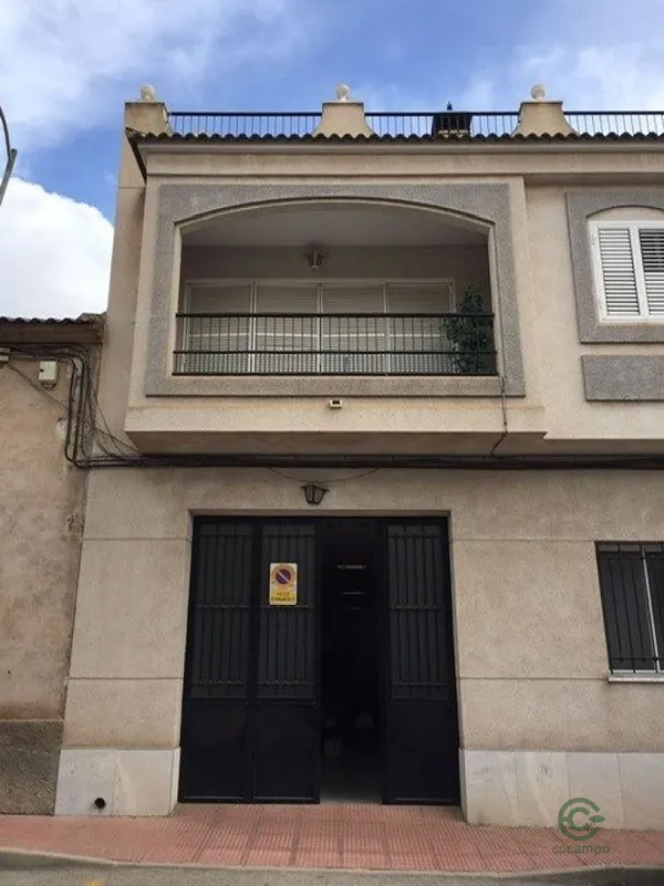 Casa de 0,0464 ha en venta en Totana, Murcia