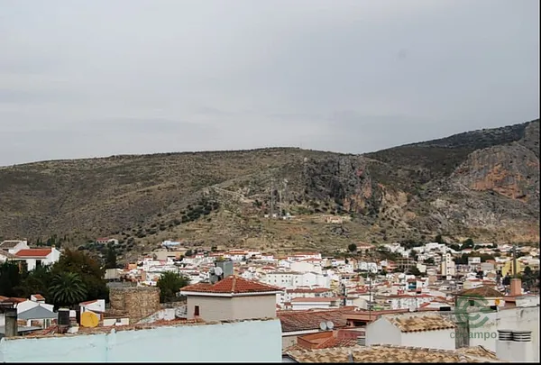 Casa de 0,0334 ha en venta en Loja, Granada
