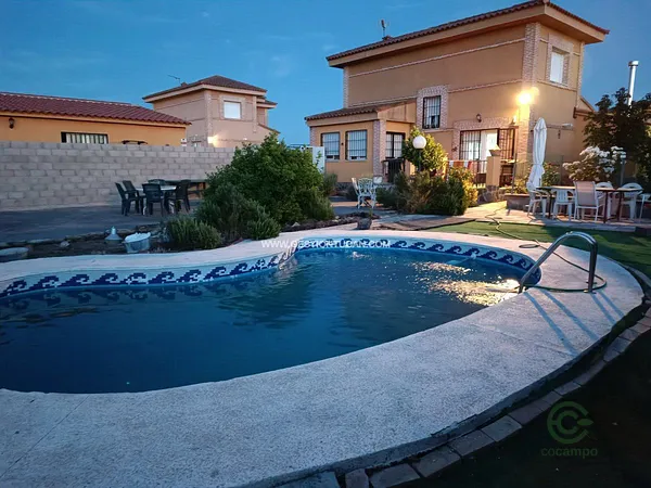 Casa de 0,1037 ha en venta en Lucillos, Toledo