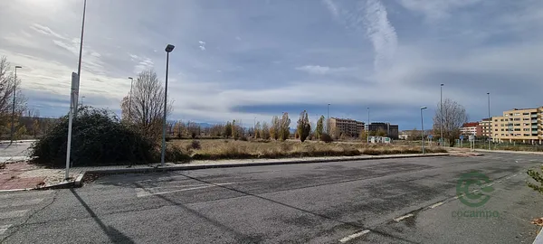 Finca rústica de 0,5237 ha en venta en Ávila, Ávila