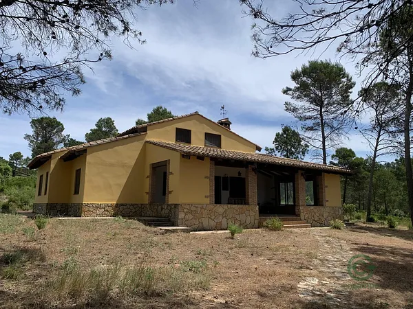 Finca rústica de 103,6422 ha en venta en Requena, Valencia
