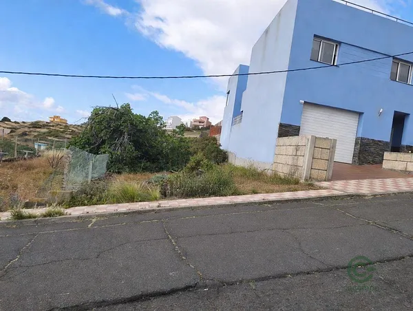Terreno urbano de 0,0222 ha en venta en Candelaria, Santa cruz de tenerife