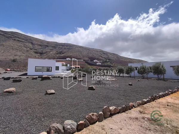 Casa de 0,26 ha en venta en Las palmas