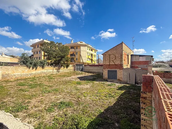 Terreno urbano de 0,1067 ha en venta en El Esparragal, Murcia