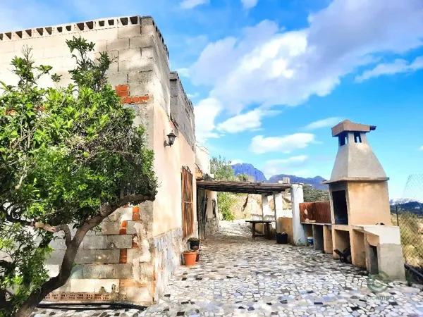 Finca rústica de 0,914 ha en venta en Sella, Alicante