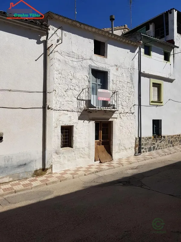 Casa de 0,0035 ha en venta en Villacarrillo, Jaen
