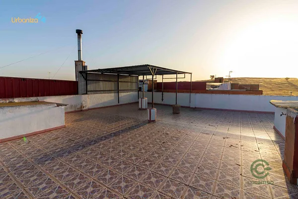 Casa de 0,0586 ha en venta en Badajoz, Badajoz