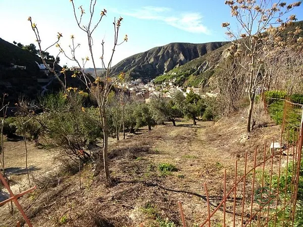 Finca rústica de 0,3514 ha en venta en Monachil, Granada