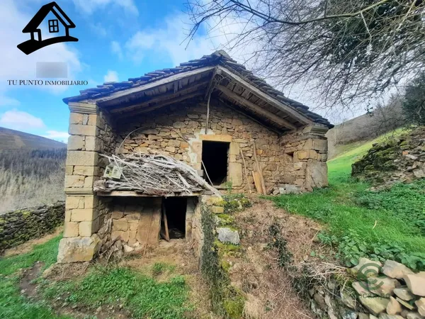 Finca rústica de 1,4621 ha en venta en San pedro del romeral, Cantabria