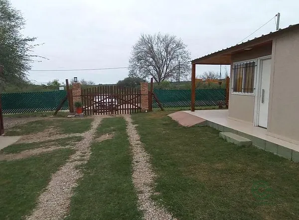 Finca de recreo de 0,09 ha en venta en Córdoba
