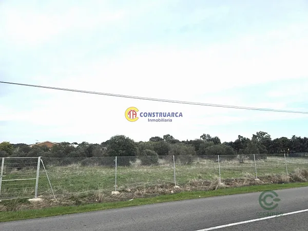Terreno urbano de 0,489 ha en venta en San román de los montes, Toledo