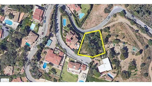 Terreno urbano de 0,095 ha en venta en Mijas, Malaga