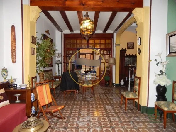 Spot image
