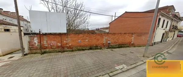 Terreno urbano de 0,0503 ha en venta en Venta De Baños, Palencia