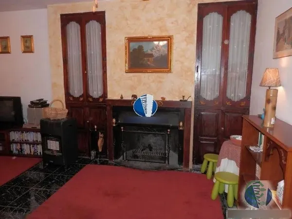 Spot image