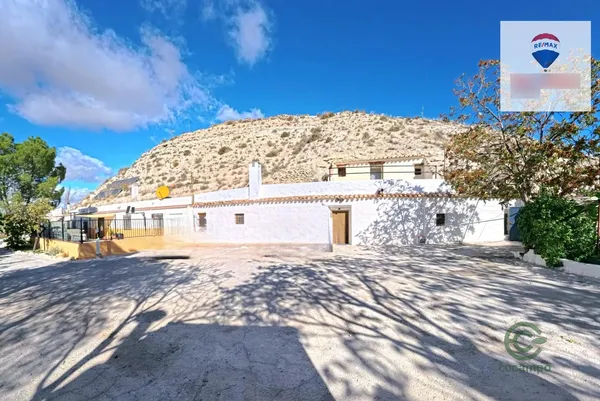 Finca rústica de 0,0235 ha en venta en Galera, Granada
